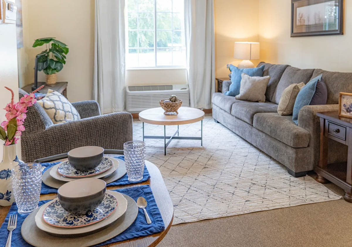 Apple Valley Place Avp Clear Lake Page Images 05 - Apple Valley Place Of Clear Lake